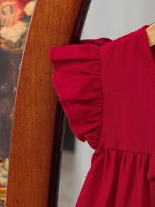 Einfaches niedliches Kleine Mädchenkleid mit Schleifenkragen, Kurzarm und eingesmockter Taille Einfarbig