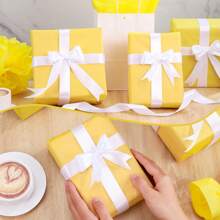 60 feuilles de papier de soie jaune pour sacs cadeaux, papier de soie d'emballage jaune en vrac, papier d'emballage jaune vif 14 x 20 pouces, papier d'art et d'artisanat, pour anniversaires, Pâques, fête des mères, remise des diplômes, emballage cadeau, artisanat, fleurs en papier DIY, guirlande de gland (50X35CM, couleurs aléatoires)