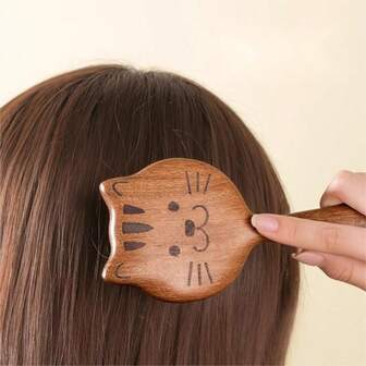 猫咪檀香按摩梳，创意卡通猫咪造型，梳理头皮经络，圆润不堵塞，舒缓秀发，便携式设计，适合居家、旅行和办公使用。返校季、旅行度假必备、女士美发配件、发梳、后梳、造型梳、卷发梳、边缘梳、梳子、梳发、发梳套装、梳发、卷发梳、解结梳、女士发梳、头发、旅行、美发产品、美发工具、美发用品、理发师、理发师配件、理发店、美发设备