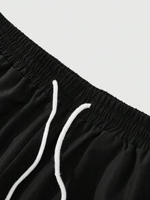 Men's Summer Casual Loose Pockets Cargo Shorts, Street, Outdoor, Campus Style - Black - View 3