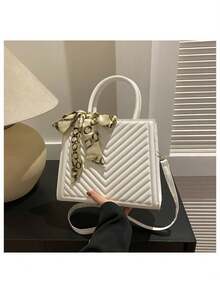 Women's Simple Handbag, Large Capacity Shoulder Bag, High Quality Winter Niche Design - White - View 3