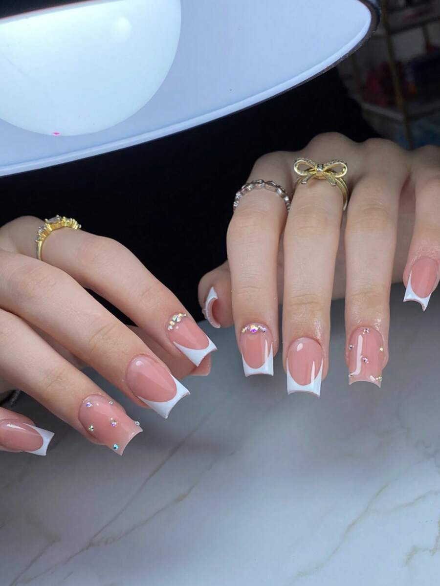 24 件长方形按压指甲白色法式尖头指甲带闪亮水钻装饰简约全覆盖适合女士女孩夏季美甲用品日常佩戴 - 彩色 - 查看 1