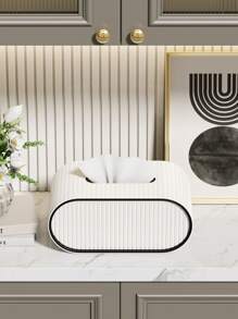 De deksel van de PU-leren tissuebox, een moderne, licht-luxueuze, hoogwaardige elliptische tissueboxhouder, een creatieve tissuebox, is een decoratief opbergitem met magnetische sluiting, geschikt voor woonkamers, nachtkastjes, slaapkamers, bureaus en badkamermeubels.