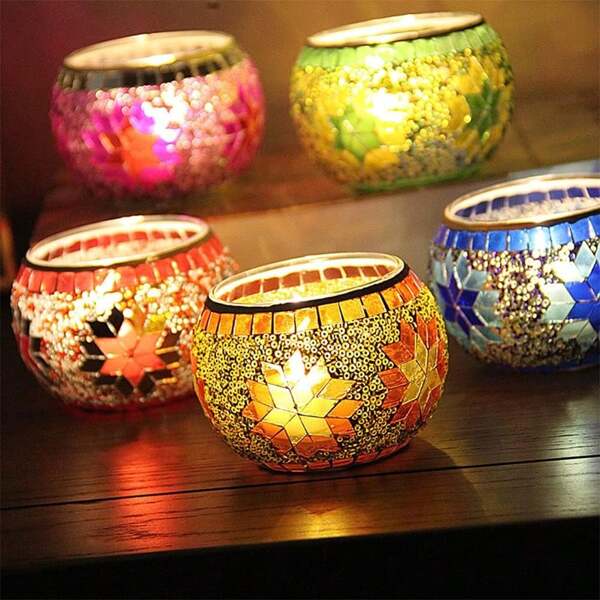 Ensemble de 4 pièces de magnifiques bougeoirs en mosaïque de verre marocains turcs faits main - motifs décoratifs uniques et colorés, porte-stylo fait main, assiette à fleurs en pot, rangement pour maquillage, contenant à bougie pour dîner romantique, anniversaire de mariage, fête d'anniversaire, décoration de la maison et festivals multiculturels incluant Noël, Nouvel An, Diwali et La Epiphanie