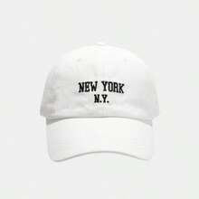 1 Stück Baseballkappe mit Buchstabenstickerei einer koreanischen Modemarke, weicher Oberseite, stilvoll für Straßenaufnahmen, Mini-Visiermütze für Damen, alle Jahreszeiten. Wenn die Mütze nach Erhalt leicht abgeflacht ist, liegen Pflegehinweise bei.