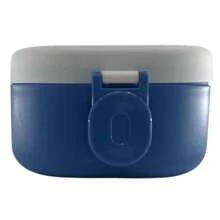 Lonchera hermética de 1200 ml con 3 compartimientos, cubiertos incluidos y recipiente para salsa, ideal para almuerzos escolares o de oficina, diseño compacto y práctico, fabricada en plástico resistente libre de BPA, tapa con cierre seguro que evita derrames, perfecta para separar alimentos y mantenerlos frescos, ligera, duradera y fácil de limpiar, ideal para llevar ensaladas, arroz, frutas, snacks y más, opción funcional y organizada para una alimentación diaria saludable en cualquier lugar.