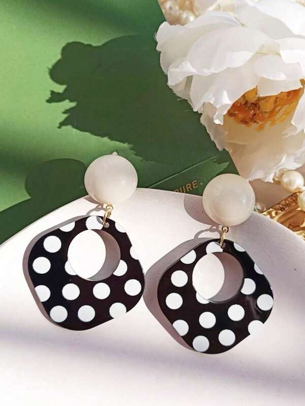 A Pair Of Elegant Vintage Style Polka Dot Cutout Drop Earrings, Suitable For Daily And Holiday Wear, Can Be Worn All Year Round, Fashion Statement Jewelry