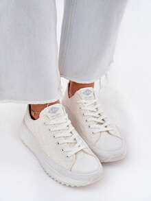 حذاء رياضي نسائي ذو منصة مطرزة LeeCooper LCW-25-31-3465L - أبيض - مشاهدة 7