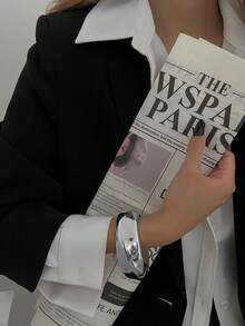 1pc Antique Coin Inspired Geometric Smooth Metal Bangle Bracelet, Luxurious Casual Gift For Women, Couples, Wedding, Festivals, Versatile - Bracelet - View 13