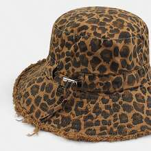 [Custom] 1pc Women's Leopard Pattern Fashionable Embroidery Bucket Hat, Versatile, Adjustable Circumference Design With Fuzzy Edge