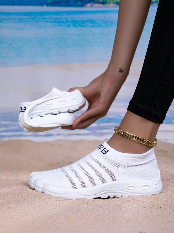 ZVB Couple's Water Shoes Suitable For Barefoot Enthusiasts, Soft-Soled Women's Beach Shoes For Swimming, Diving, Fishing, Outdoor Quick-Dry Summer Sandals, Non-Slip & Breathable