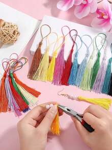50 tua rua lụa 13cm có vòng chỉ vàng, thích hợp để làm dấu trang tự làm, trang trí mũ tốt nghiệp, làm đồ trang sức làm quà tặng nhỏ, phụ kiện thủ công tự làm, trang trí lễ hội, trang trí nhà cửa, trang trí năm mới - Vàng - Xem 2