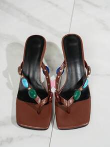 时尚高跟鞋女式新款窄带人字凉鞋，夏季派对婚宴串珠设计咖啡棕色高跟凉鞋 - 咖啡棕 - 查看 6