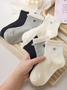 4 pares de calcetines medianos de unicolor con estampado de corazón para niños, calcetines de encaje floral - adecuados para uso diario, versátiles y casuales para todas las estaciones, calcetines deportivos y atléticos para jóvenes, adolescentes, niños y bebés, en colores aleatorios