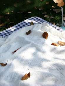 Chăn dã ngoại ngoài trời, Chăn sofa trong nhà, Thảm dã ngoại tua rua, Chăn ngoài trời có thể giặt bằng máy, Thích hợp làm chăn cắm trại trang trí, Thảm bãi biển cỡ lớn, Dùng để cắm trại, Bãi cỏ công viên, Thích hợp cho du lịch mùa thu/đông, Halloween, Quà tặng Giáng sinh - trắng - Xem 7