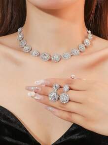 Set de 3 piezas de joyería de fiesta de boda de lujo para mujer, que incluye un collar con adornos de diamantes y brillantes y 2 aretes a juego como accesorios de disfraz para baile de graduación