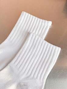 6 Pairs Women's Solid Color Comfortable Casual Mid-Calf Socks, Daily Wear - White - View 3