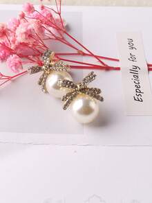 2pcs Faux Pearl & Rhinestone Bowknot Ear Clips, High-End Non-Pierced Earrings Wholesale Valentines - Gold - View 2