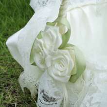 Elegant Lace Fabric Wedding Basket, Bridesmaid Handheld Flower Basket For Western Wedding Decor