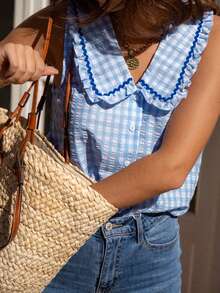 Plaid Sleeveless Crop Top With Ruffle Trim & Contrast Edge, Fresh Casual College Style Sweet, Suitable For Vacation, Daily Wear, Date, Spring/Summer New Arrival