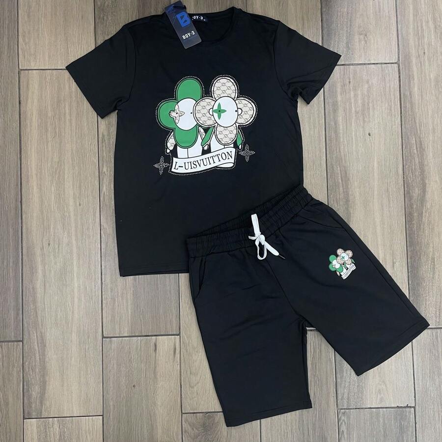 CONJUNTO DE SHORT PARA CABALLERO, CON ESTAMPADO COLORIDO Y PIEDRERIA, TELA FRESCA - Negro - Ver 1