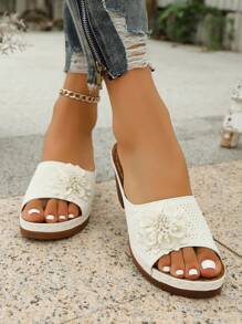 New Plus Size Summer Fashion Versatile Solid Color 3D Floral Breathable Hollow-Out Open Toe Platform Wedge Sandals, Faux Wood Grain Chunky Heel, Casual/Office Wear, Vintage Style, White