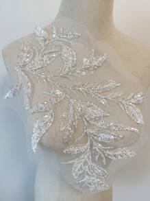 1 Piece Of 3D Bead Embroidery Sequin Lace Decal Sewing Flower Fabric Collar Patch Suitable For Wedding Dresses, Brides DIY Crafts