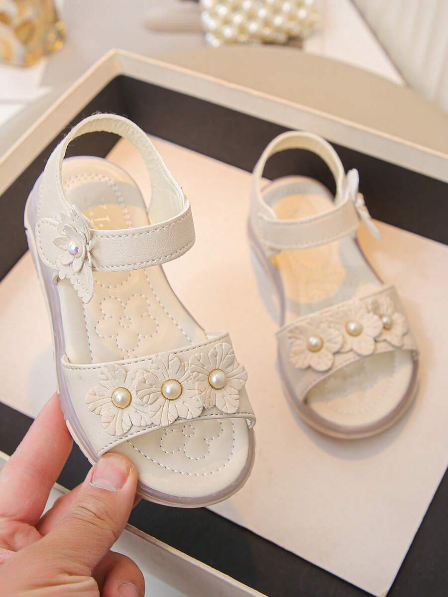 1 Pair Summer Baby Girl Open Toe Floral Hook And Loop Soft Sole Flat Sandals - White - View 1
