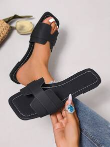 Nuevas sandalias de verano/primavera tipo pala de estilo casual para mujer, cómodas, con tacón plano y punta redonda, diseño versátil y minimalista para la playa