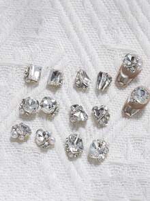 Set 24 Buah Rhinestone Kuku Berbagai Bentuk, Desain Berkilau untuk Dekorasi Kuku Tempel DIY - Putih - View 3