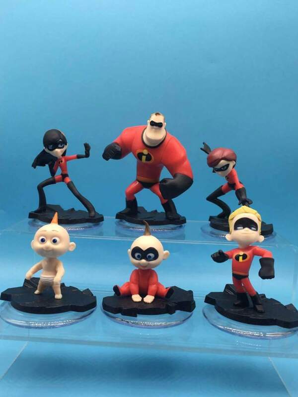 Sanrio (2 Sets, No Duplexes) Disney's Incredibles Series Of Car Assembly Figurines, With Base, Mini Full-Body Model, Multiple Incredibles Characters To Choose From, An Excellent Choice For Small Gifts
