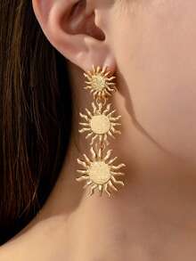 1 Pair Retro Sunflower Drop Earrings, Long, Fashion, Elegant, High-End, Vintage, EU/US Style, Versatile Jewelry - Yellow Gold - View 1