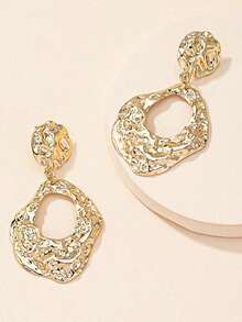1 Pair Elegant Chic Gold Tone Classic Embossed Textured European Versatile Fashion Earrings - Gold - View 4