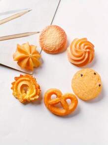 12 pièces/set Clips cheveux amusants en forme de chips de pommes de terre, design inspiré des chips, frais pour l'été. Convient aux filles et aux femmes, dégage une douce odeur. Matériau léger, confortable à porter. Peut ajouter un charme ludique aux styles de princesse douce et mignonne décontractée, vous faisant être le centre d'attention.
