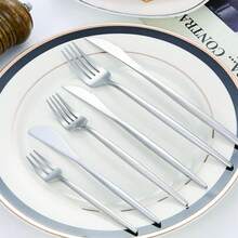 30-Piece Party Tableware Set, Stainless Steel Polished Tableware Combination, Including Knives, Forks, Spoons, Teaspoons + Metal Brackets, Restaurant Party/Family/Wedding/Cafe Tableware - Silver - View 5