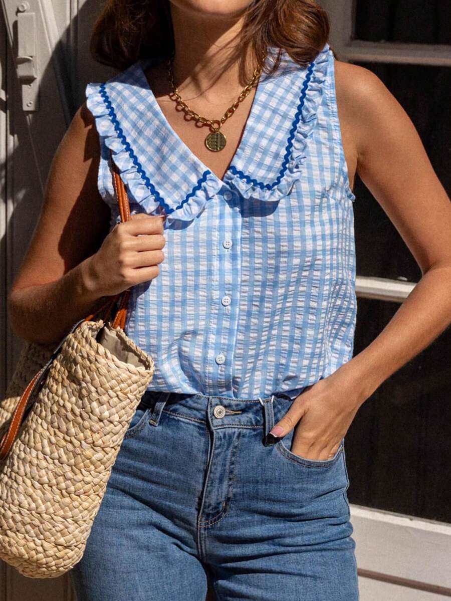 Plaid Sleeveless Crop Top With Ruffle Trim & Contrast Edge, Fresh Casual College Style Sweet, Suitable For Vacation, Daily Wear, Date, Spring/Summer New Arrival
