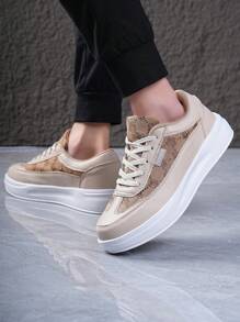Zapatillas deportivas para niños, zapatillas casuales elegantes y atractivas para niños, zapatos de cordones para niños, zapatos de monopatín, zapatillas de tablero para niños, zapatos callejeros personalizados para niños con bloqueo de color, zapatillas gruesas de suela gruesa, resistentes al desgaste, transpirables, cómodas para correr al aire libre, zapatos deportivos retro para adolescentes, zapatos casuales de cordones marrones para jóvenes