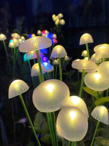 1/2pcs New Outdoor Solar Lights ,Solar 6/8LEDS Jellyfish Lights, Mushroom Lights, Waterproof Outdoor Solar Decorative Lights, Garden Decoration Lights, Outdoor Landscape Lawn Lights, Energy Efficient Novelty Gifts, Home Creative Gifts