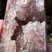 1 Pc Pink Amethyst Flower Quartz Crystal Rock Crystal Has Natural Cracks, Not Damage. 1pc Boho Style Pink Amethyst Flower Quartz Crystal Druzy Tower - The Only Elegant Home Decor Column, Sparkling Pink And Purple Swirls, Ideal Gifts For Christmas, Halloween, Halloween, Etc., Crystal Gifts For Parents, Home Decor Aesthetics, Crystal Decoration | Bollinger Style | Druzy Texture, Crystal Decoration