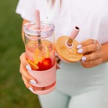 Pandaloo® - Vasos de vidrio con tapas y pajitas de 20 onzas líquidas, tamaño perfecto, taza de café helado, taza de licuado con tapa de bambú y tapa sobre la marcha, vaso de vidrio con pajita (1 - Rapsodia lila y lila - Ver 1