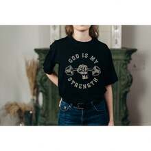 Camiseta cristiana de fitness estilo vintage "Dios es mi fuerza" - Negro, algodón, cuello redondo de manga corta para hombres, casual y cómoda para el verano, perfecta para el gimnasio o el uso deportivo, camiseta casual de verano, ropa motivacional, camiseta de comodidad de algodón, camisetas de gimnasio - Negro - Ver 3