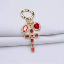 Porte-clés élégant avec Vierge Marie et croix de strass, en matériau de cuivre, convient pour les sacs, les voitures et comme cadeau. Accessoires de voiture, breloques de sac, accessoires scolaires, mignons, gothiques, Y2K