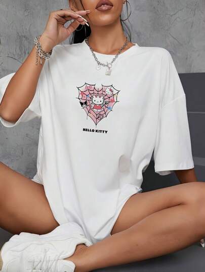 Sanrio 1 قميص تيشرت للنساء كارتوني شعار هالو كيتي قصير الأكمام بياقة مستديرة، قطعة تنريحية للنساء للارتداء في الصيف، لاياقات كورومي، ميلودي هالو كيتي، عطلات