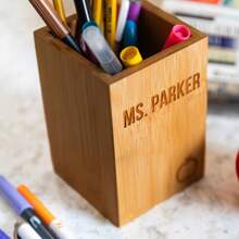 Custom Art Supplies Storage Box, Handmade Wooden Pen Holder, Desktop Pen Holder, Artist Gift, Housewarming Gift, Makeup Artist Gift, Graduation Gift, Teacher Gift