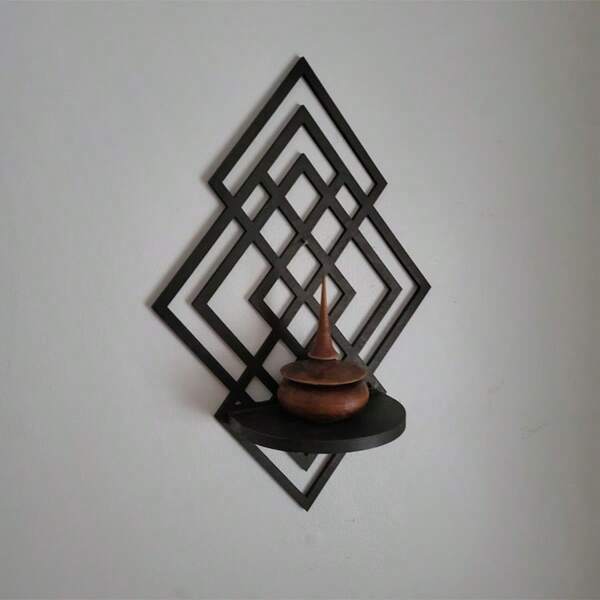 Hermoso estante de pared de madera flotante, estante de pared colgante geométrico en forma de diamante para plantas, decoración de pared con estante para suculentas, velas y cristales