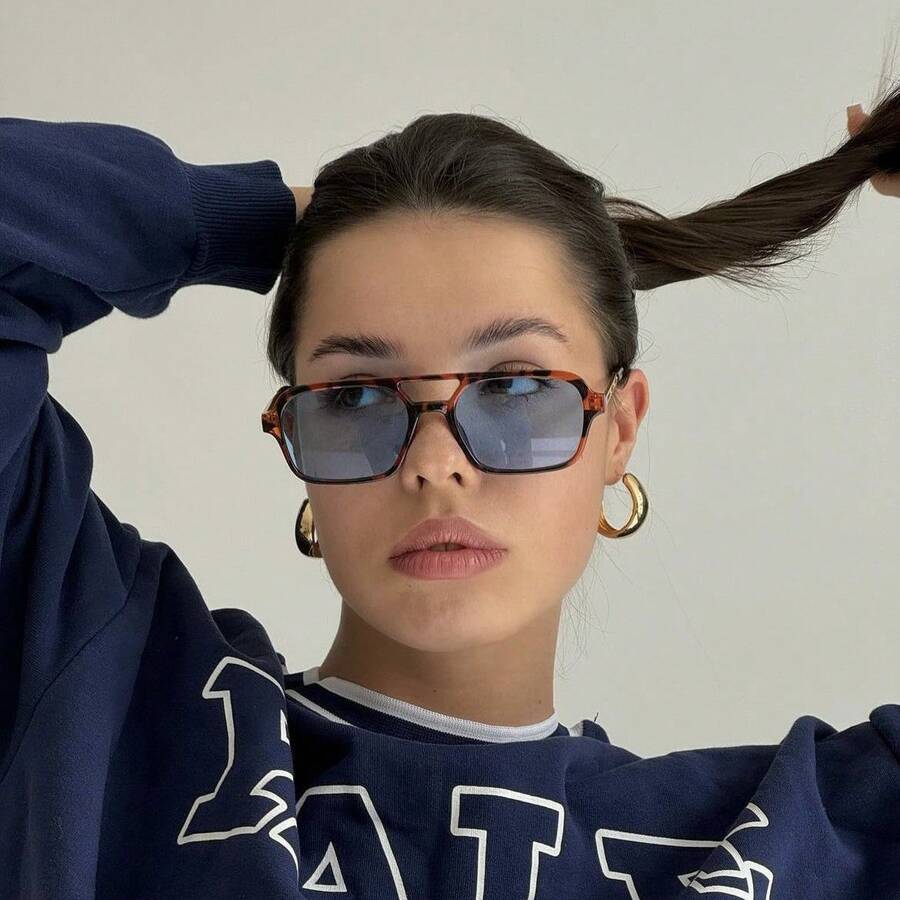 1副女士波西米亚风复古飞行员眼镜，适合夏季海滩度假、户外活动和旅行时日常佩戴。