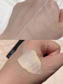 Nars Ukuran Mini] Radiant Concealer SPF27/PA++ 9ml / Concealer Pencerah Membantu Memperbaiki Kulit Kusam, Mencerahkan Warna Kulit, Alas Sebelum Makeup, Menciptakan Tampilan Makeup Sempurna / Cocok Untuk Semua Jenis Kulit / Teruji oleh Dermatolog / Non-Komodogenik - 9ml - View 5