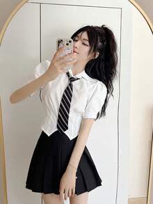 1 套角色扮演服装，舒适面料，学院风，百褶裙，清新，可爱，俏皮，新款高腰修身裙，包含（百褶裙 + 泡泡袖修身衬衫 + 领带）