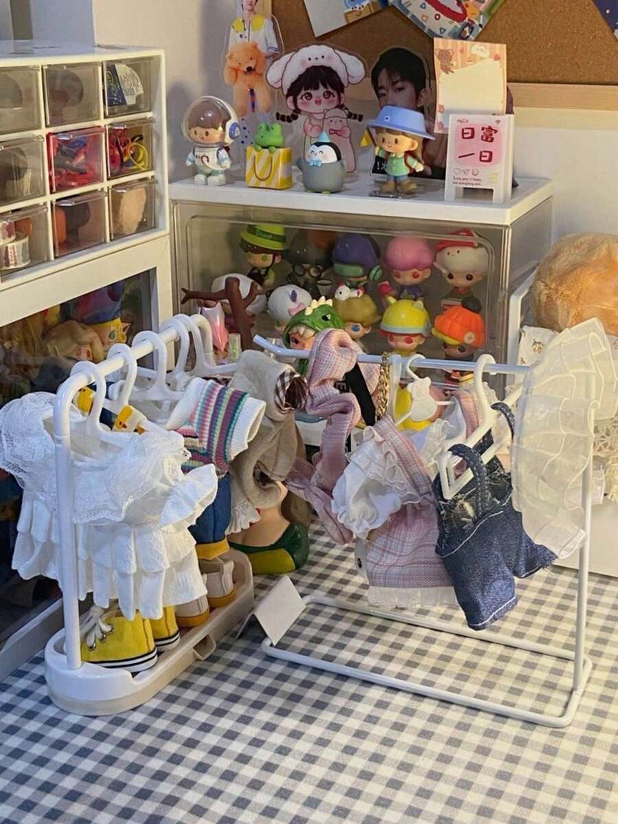17cm Doll Clothes Hanger, Dedicated Hanger 10/15/20cm, Doll Clothes Display Rack, BJD Doll Clothes Hanger, Clothes Rack, Shoe Rack For Labubu, Versatile Display And Storage Solution For Miniature Wardrobes, Keeps Outfits Neatly Arranged, Supports Quick Outfit Changes, Durable Frame With Soft Edges, Compatible With Multiple Doll Sizes, Ideal For Collectors, Studios, And Showroom Photography Setups