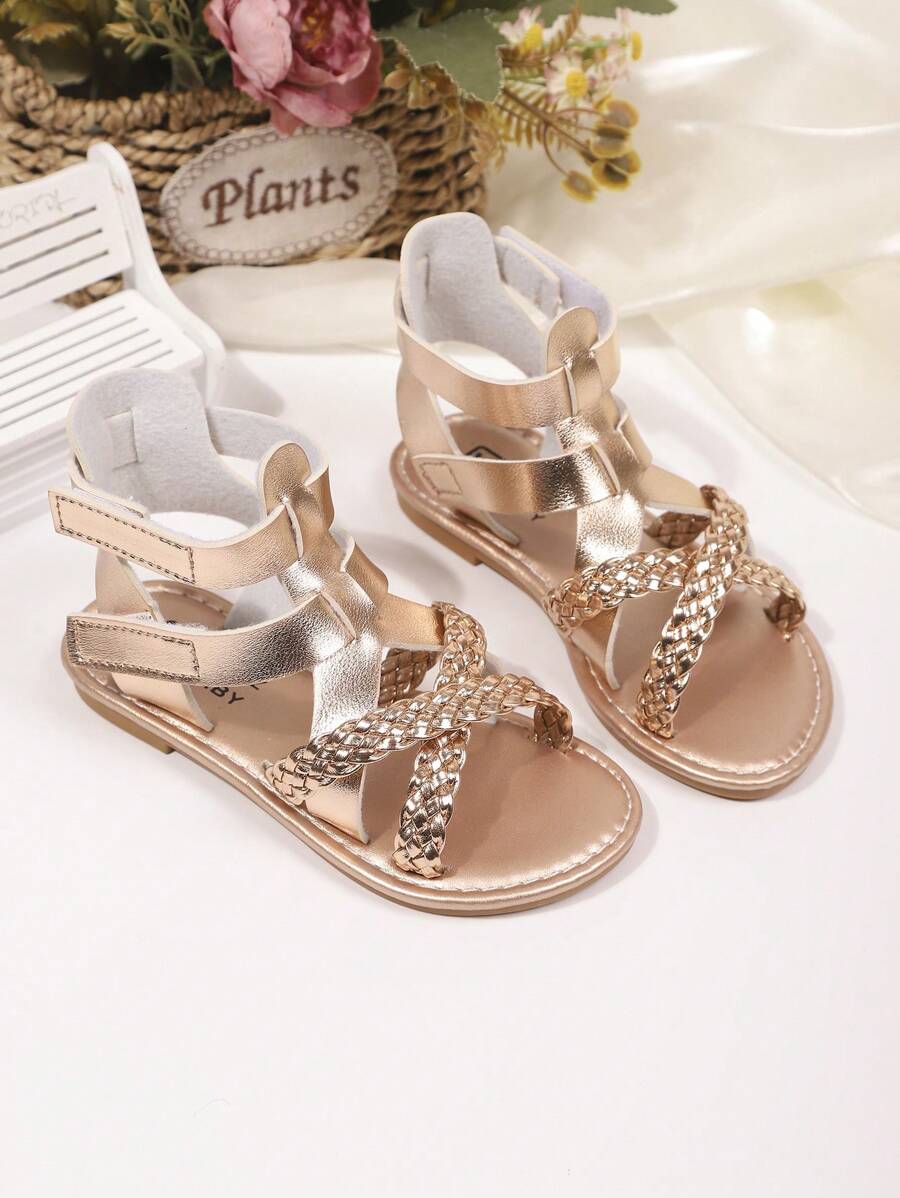 Sandalias planas nuevas para niños 2025, de moda y versátiles, con doble correa de , sandalias para niñas con diseño de cruce